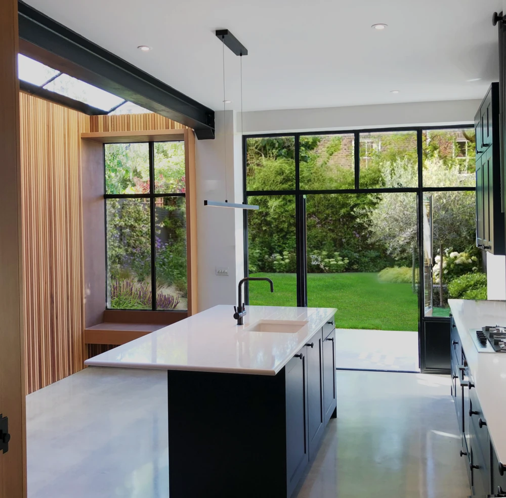 Kitchen extension and renovation in N8