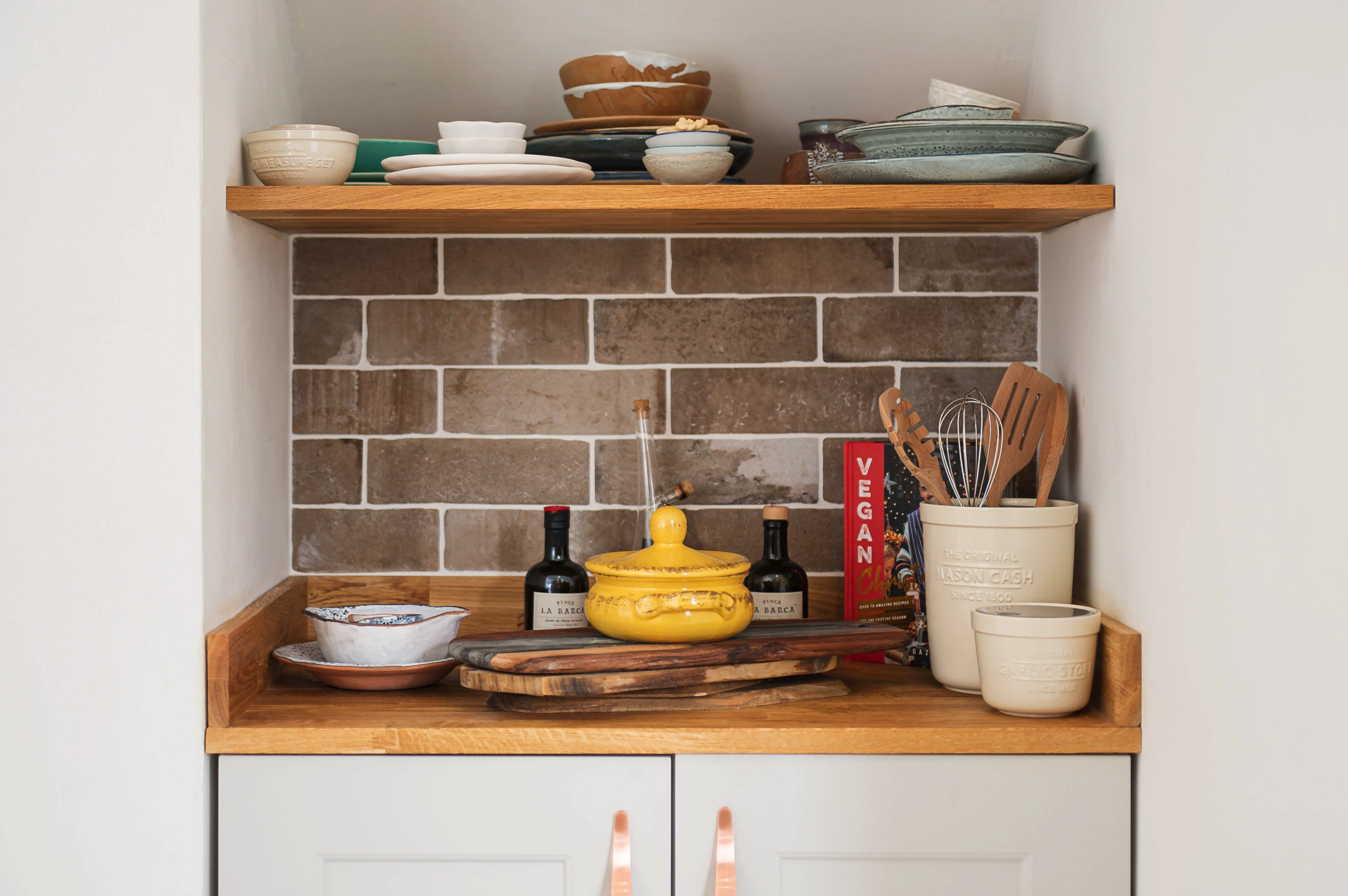 High-Spec Kitchen Renovation and Installation in E3, completed project photograph 8