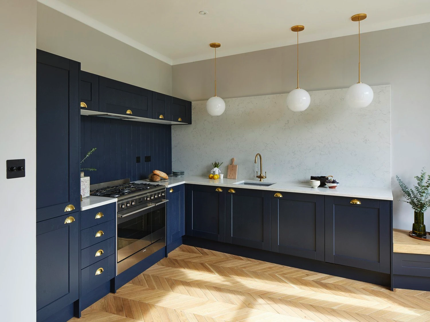 Kitchen Renovation in E10, completed project photograph 3
