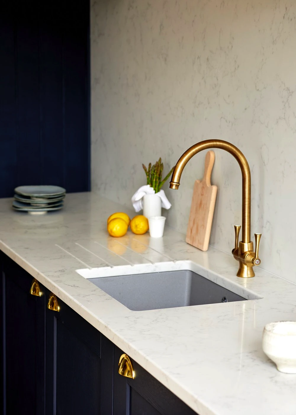Kitchen Renovation in E10, completed project photograph 8